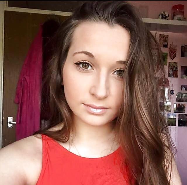 BrownEyes32 from New South Wales,Australia