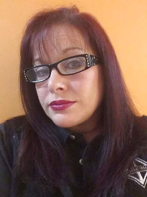 GambleinBed8923 from South Australia,Australia