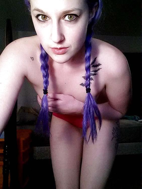 betweenmylegs72 from Queensland,Australia