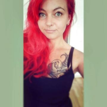 BustyEnchantress from New South Wales,Australia